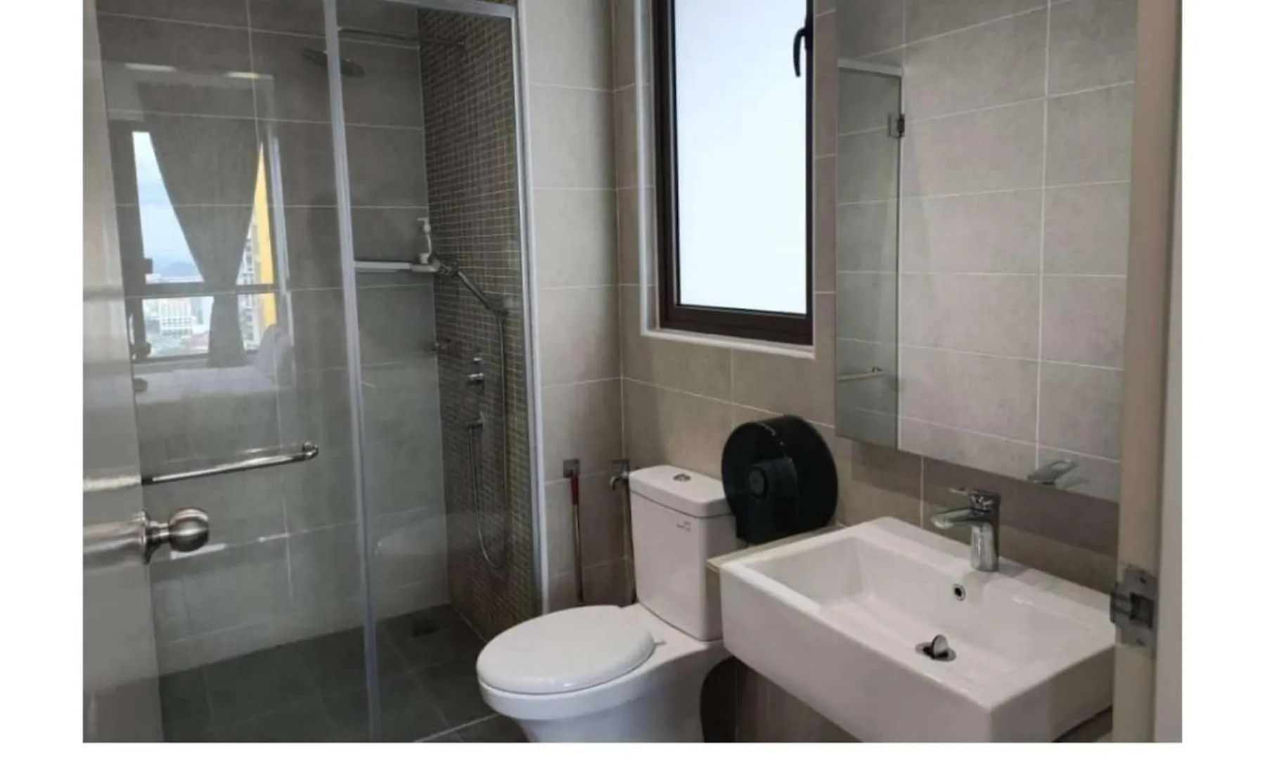 Bali Residences Netflix 2 - 8Pax Malacca Apartment