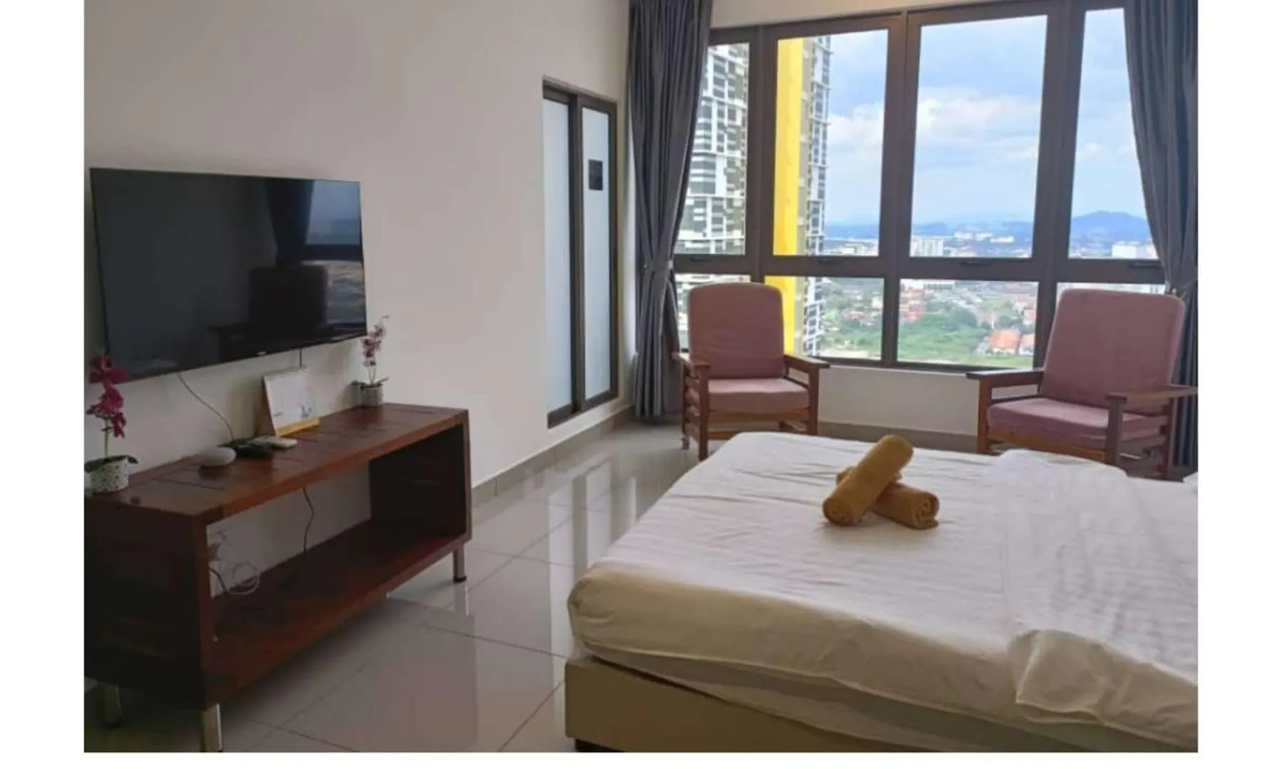 Bali Residences Netflix 2 - 8Pax contacts